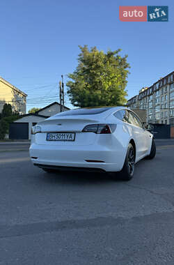 Седан Tesla Model 3 2018 в 