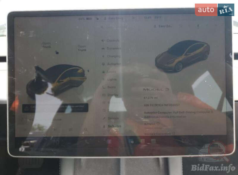 Седан Tesla Model 3 2022 в Рівному