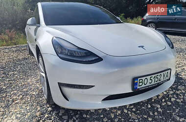 Седан Tesla Model 3 2019 в Києві