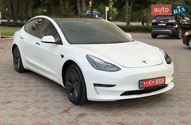 Седан Tesla Model 3 2023 в Лубнах