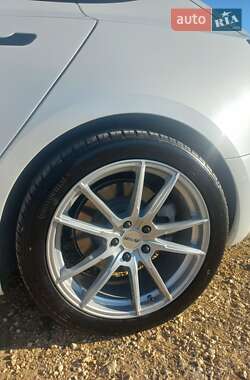 Седан Tesla Model 3 2021 в Одесі