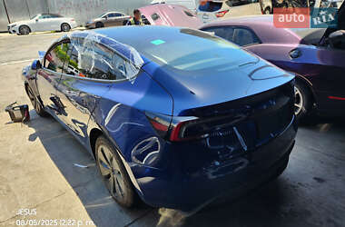 Седан Tesla Model 3 2024 в Львові