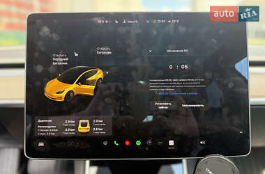 Седан Tesla Model 3 2018 в 