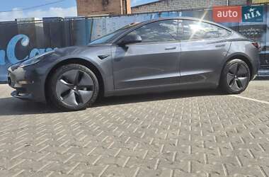 Седан Tesla Model 3 2018 в Житомирі