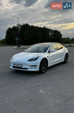 Седан Tesla Model 3 2021 в Днепре