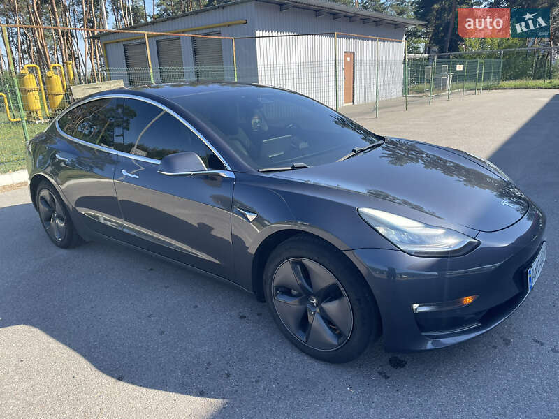 Седан Tesla Model 3 2018 в Харкові