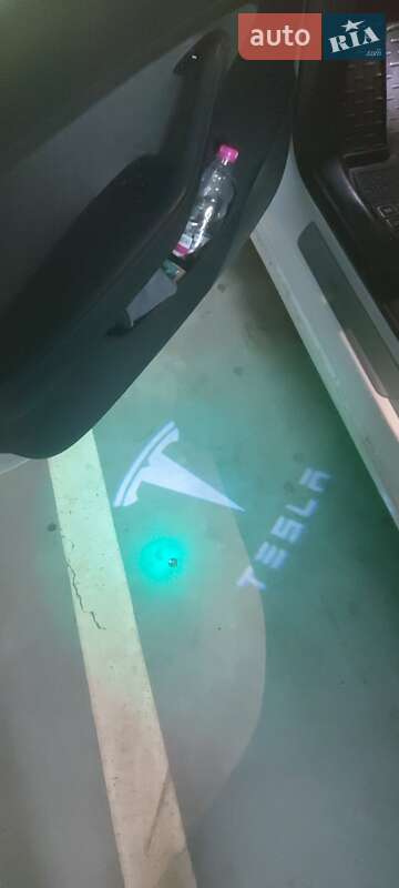 Седан Tesla Model 3 2018 в Києві фото 2 Седан Tesla Model 3 2018 в Києві