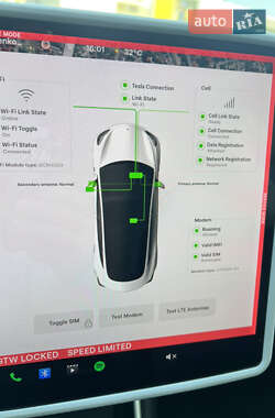 Седан Tesla Model 3 2019 в 