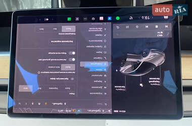 Седан Tesla Model 3 2020 в 