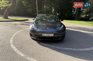 Седан Tesla Model 3 2019 в 
