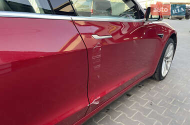 Седан Tesla Model 3 2020 в 