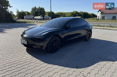 Седан Tesla Model 3 2022 в Тернополе