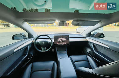 Седан Tesla Model 3 2022 в Запоріжжі