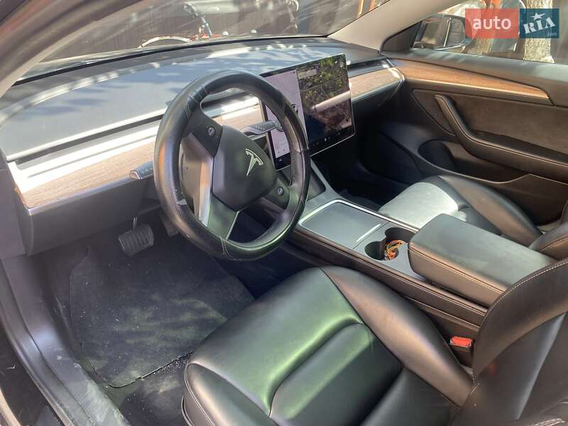 Седан Tesla Model 3 2021 в Киеве фото 3 Седан Tesla Model 3 2021 в Киеве