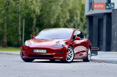 Tesla Model 3 2021