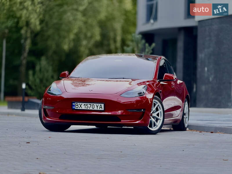 Седан Tesla Model 3 2021 в Тернополе фото 26 Седан Tesla Model 3 2021 в Тернополе