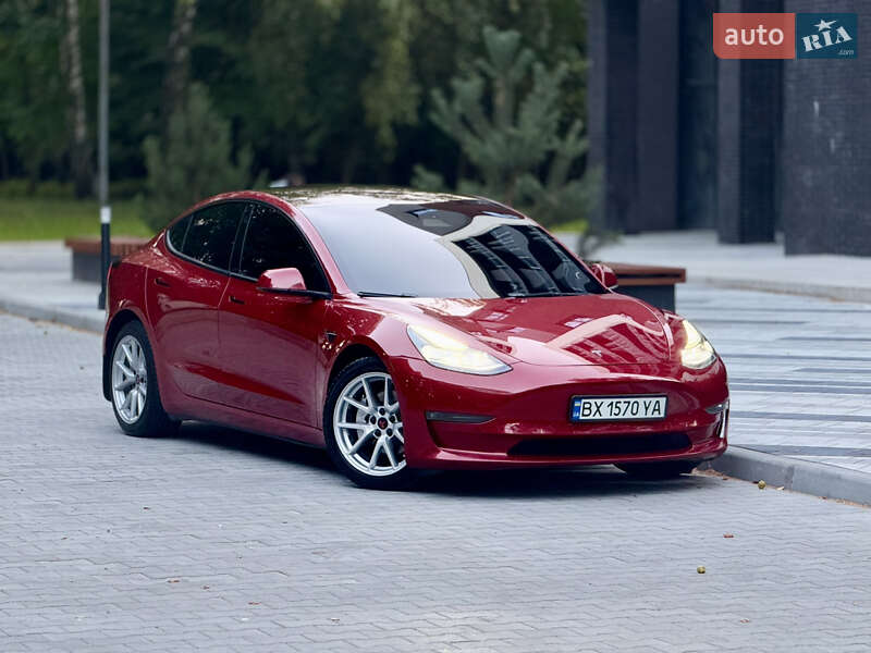 Седан Tesla Model 3 2021 в Тернополе фото 37 Седан Tesla Model 3 2021 в Тернополе