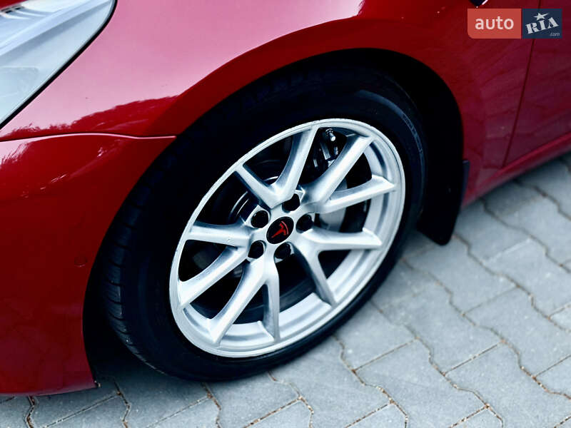 Седан Tesla Model 3 2021 в Тернополе фото 46 Седан Tesla Model 3 2021 в Тернополе