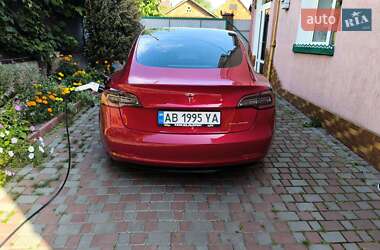 Седан Tesla Model 3 2019 в 