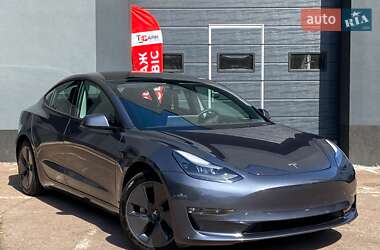 Седан Tesla Model 3 2023 в Киеве