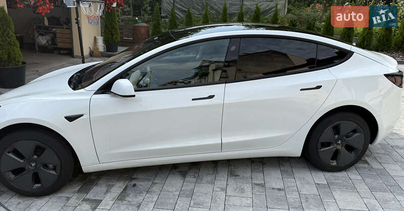Седан Tesla Model 3 2021 в Львові фото 27 Седан Tesla Model 3 2021 в Львові
