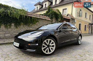 Седан Tesla Model 3 2018 в 