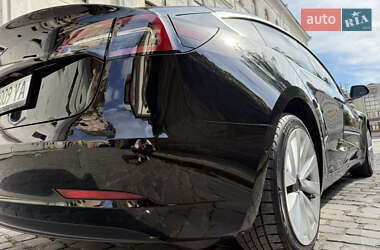 Седан Tesla Model 3 2018 в 
