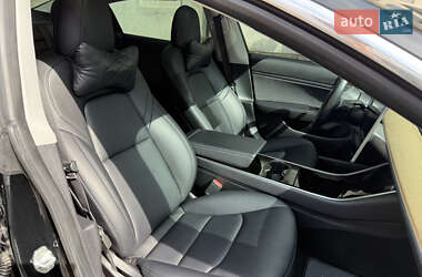 Седан Tesla Model 3 2018 в 