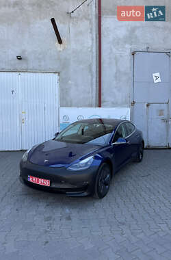 Седан Tesla Model 3 2018 в 