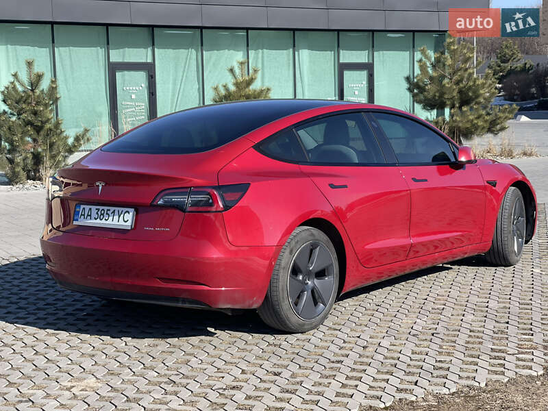 Седан Tesla Model 3 2022 в Львові фото 34 Седан Tesla Model 3 2022 в Львові