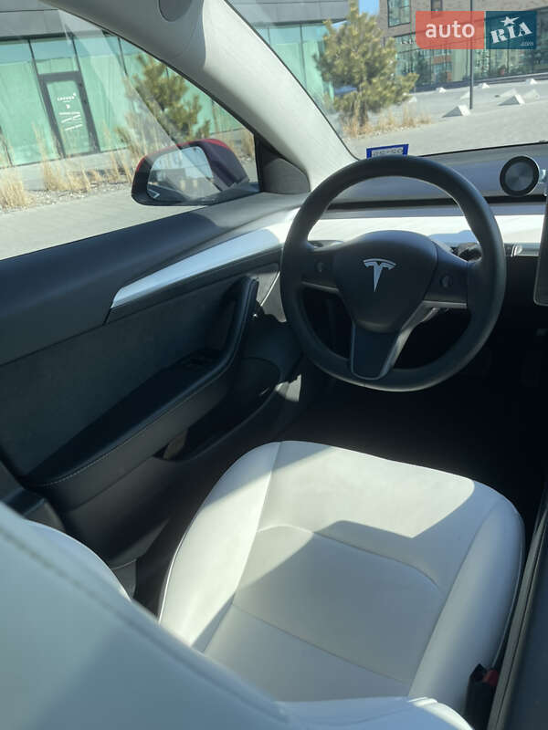 Седан Tesla Model 3 2022 в Львові фото 75 Седан Tesla Model 3 2022 в Львові