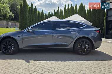 Седан Tesla Model 3 2018 в 
