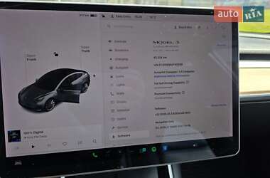 Седан Tesla Model 3 2018 в 