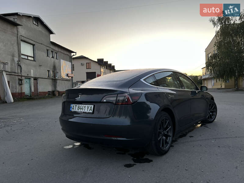 Седан Tesla Model 3 2018 в Ивано-Франковске фото 7 Седан Tesla Model 3 2018 в Ивано-Франковске