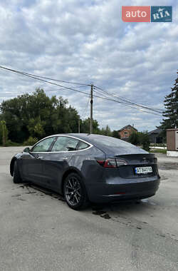 Седан Tesla Model 3 2018 в 