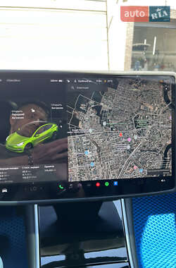 Седан Tesla Model 3 2019 в 