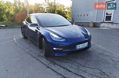 Седан Tesla Model 3 2019 в 
