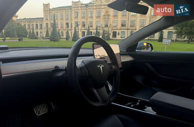 Седан Tesla Model 3 2020 в Киеве фото 15 Седан Tesla Model 3 2020 в Киеве