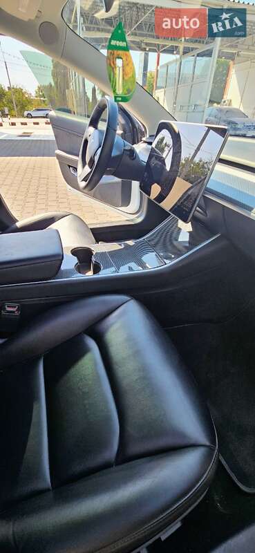 Седан Tesla Model 3 2019 в Одессе фото 3 Седан Tesla Model 3 2019 в Одессе