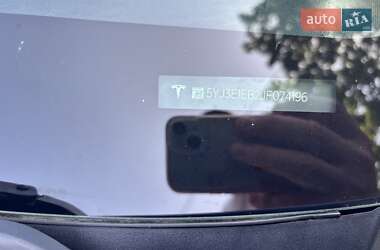 Седан Tesla Model 3 2018 в 
