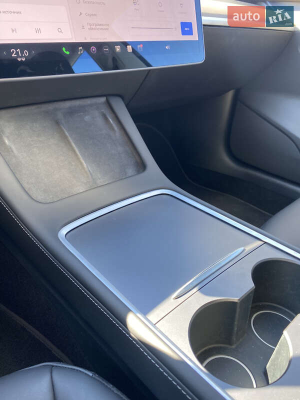 Седан Tesla Model 3 2021 в Києві