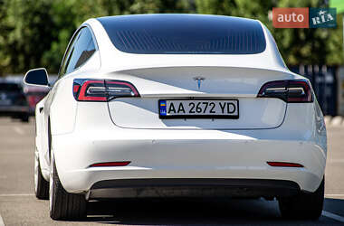 Седан Tesla Model 3 2018 в 
