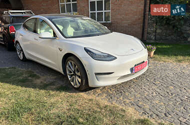 Седан Tesla Model 3 2019 в Луцьку
