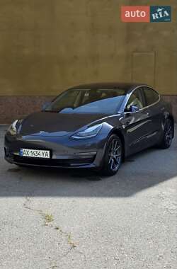 Tesla Model 3 2018
