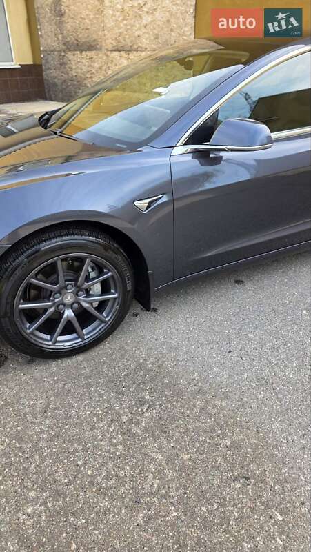 Седан Tesla Model 3 2018 в Харькове фото 17 Седан Tesla Model 3 2018 в Харькове
