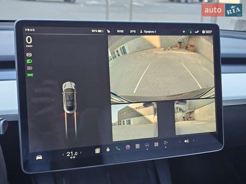 Седан Tesla Model 3 2021 в Киеве