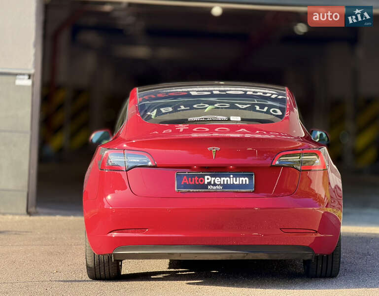 Седан Tesla Model 3 2022 в Харькове