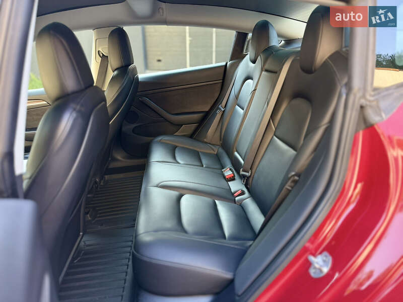 Седан Tesla Model 3 2022 в Харькове