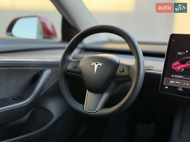 Седан Tesla Model 3 2022 в Харькове