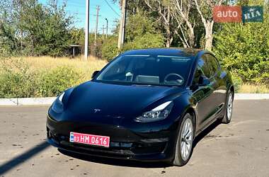 Седан Tesla Model 3 2022 в Кривом Роге
